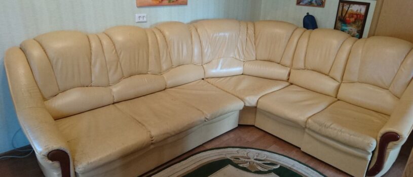 Перетяжка углового дивана в Екатеринбурге